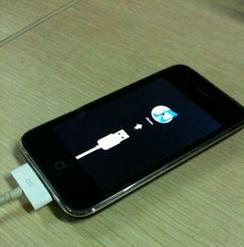 iPhone4s出现白苹果了怎么办? 4S白苹果修复教程