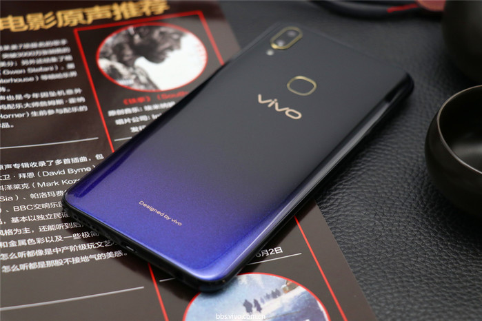 vivo Z3ּ˫ָ4DϷУ侳